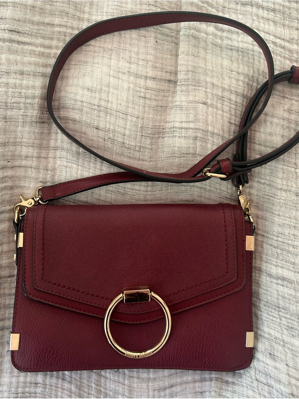Poppy & Peonies Women’s Burgundy Crossbody Bag with Gold Ring Accent